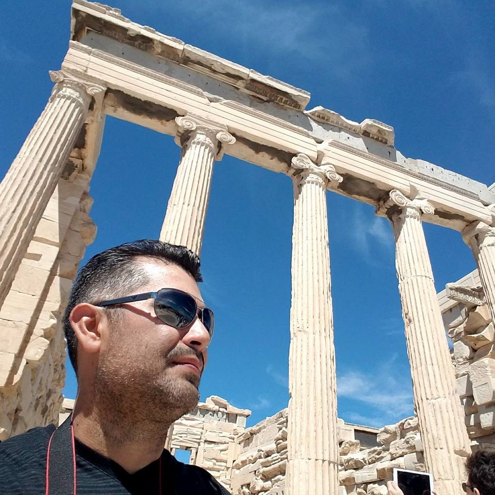 Meet your Posher, Ernest